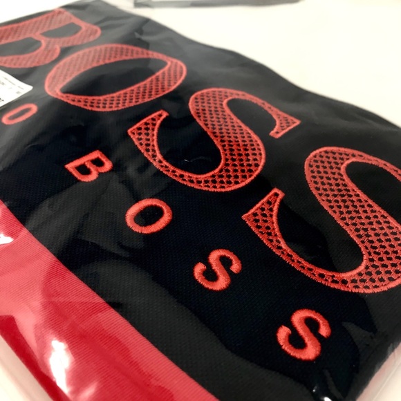 NWT Hugo Boss Colour-Block T-Shirt - Picture 4 of 4